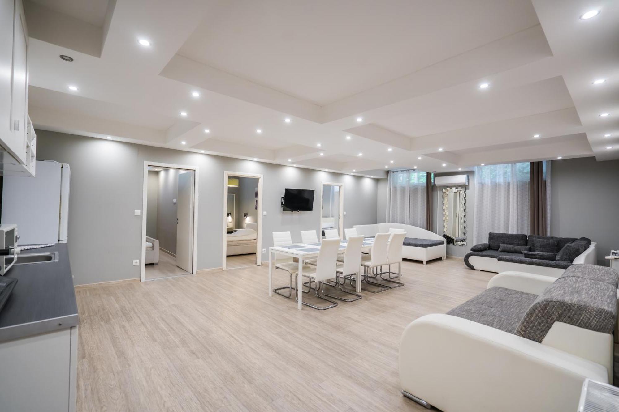 Riviera Apartmanhaz Шіофок Екстер'єр фото
