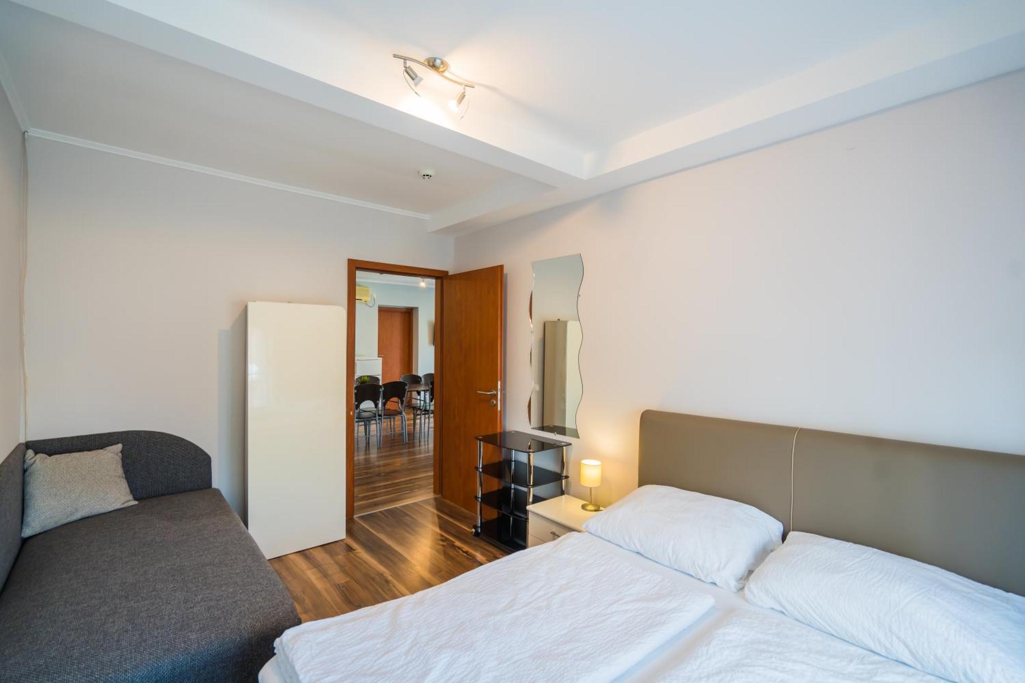 Riviera Apartmanhaz Шіофок Екстер'єр фото