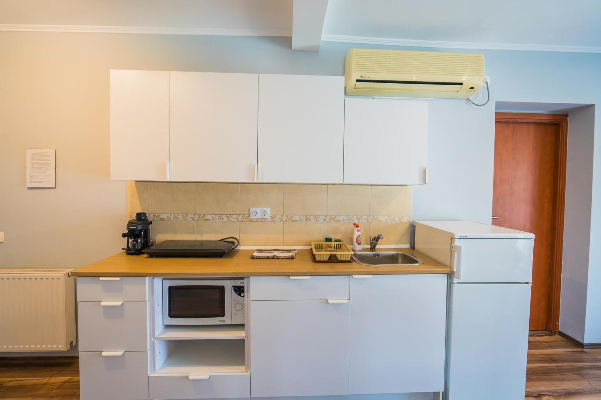 Riviera Apartmanhaz Шіофок Екстер'єр фото